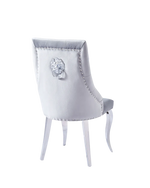 Lot de Chaises LION Capitonnées et Cloutées Chrome Velours